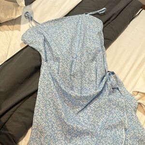 BLUE AND WHITE DRESS